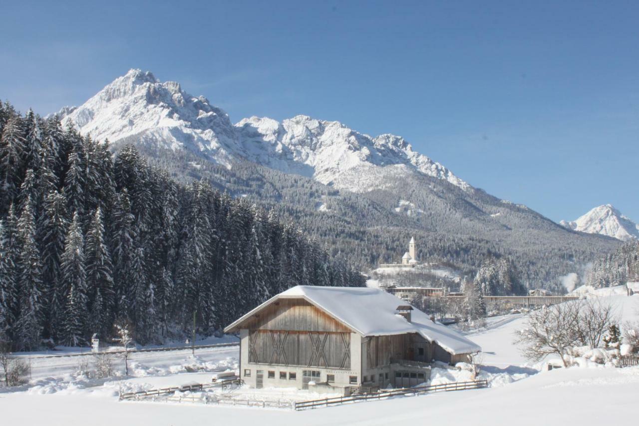 Vila Huberhof San Candido Exteriér fotografie